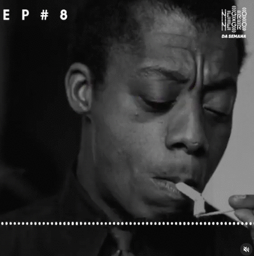 print de imagem do preto da semana com a imagem de um homem em preto e branco com um cigarro na boca.